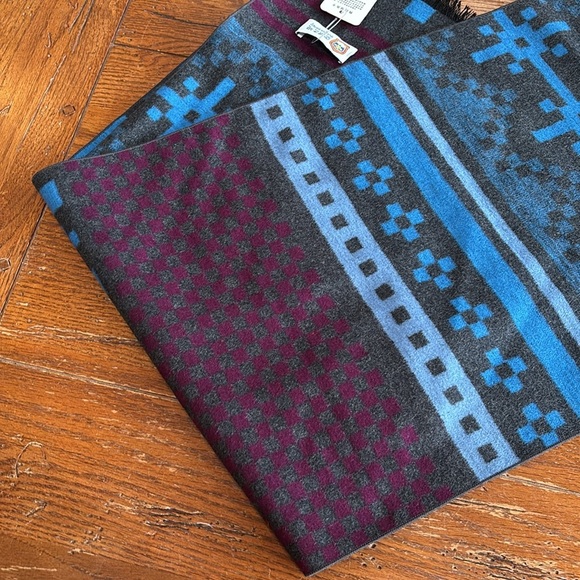 Light of Snow NWT Mulberry Silk Scarf Blue Gray Maroon Geometric Print Fringe - Picture 10 of 13